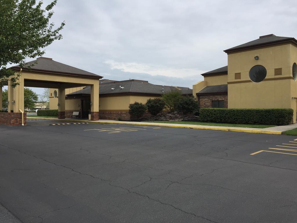 Quality Inn Salisbury Bagian luar foto